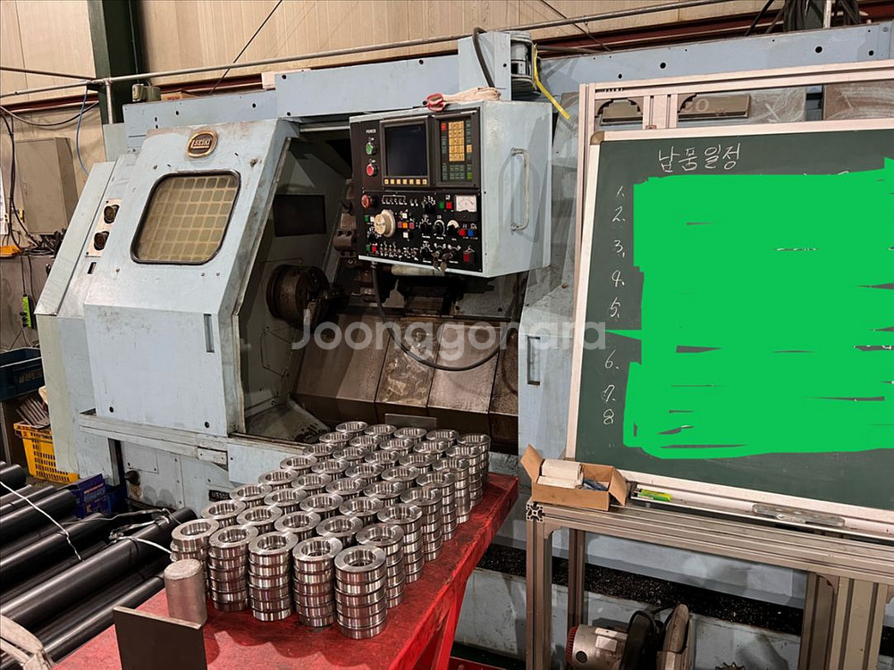 중고 10인치 CNC 자동 선반 고철가격에 판매합니다--0