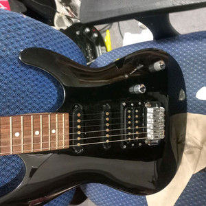 아이바네즈 GSA60 일렉기타