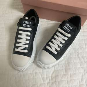 miu miu 미우미우 스니커즈 5E726D-77T 이미지