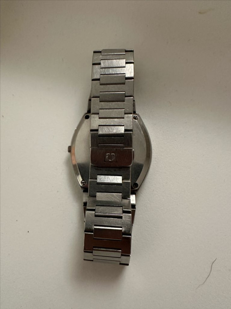 오메가 빈티지 컨스틸레이션 쿼츠 시계 팝니다 이미지