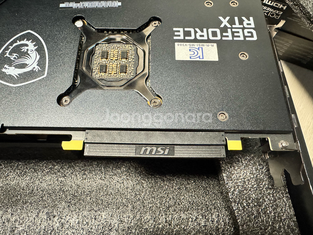 MSI RTX3090 TRIO--3