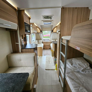 베일리피닉스650카라반