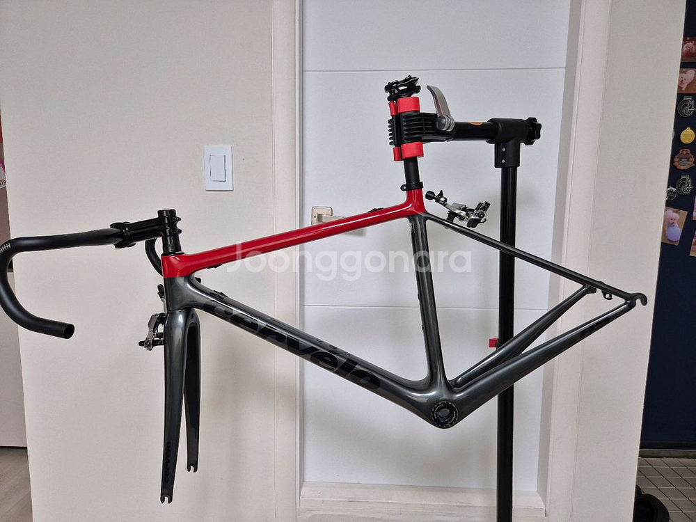 써벨로 r5 48사이즈(림브) 프레임 판매합니다.--3