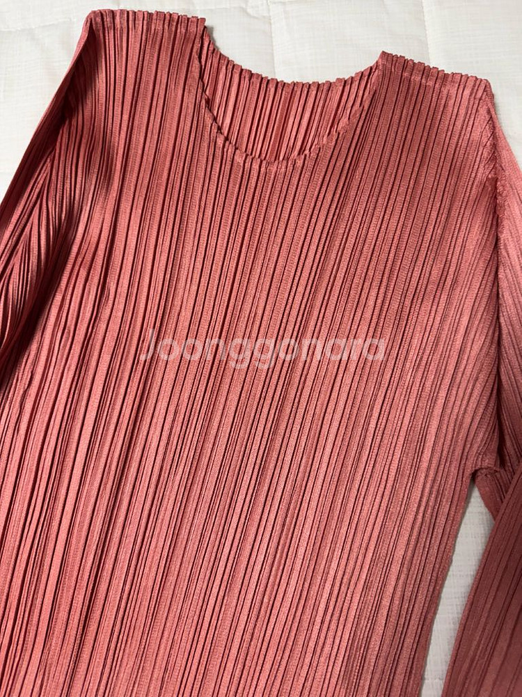 플리츠플리즈 코랄핑크 긴팔탑--3