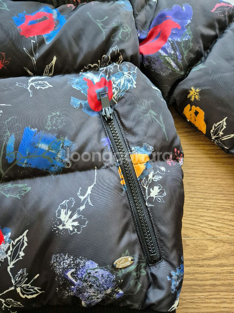 게스 구스다운점퍼 새상품수준--1