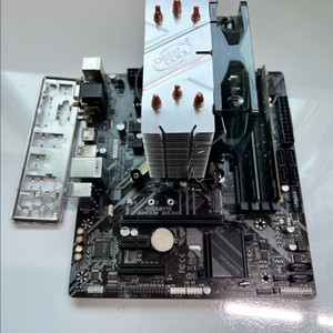 i5 9400f + 기가바이트 b360m + ddr4