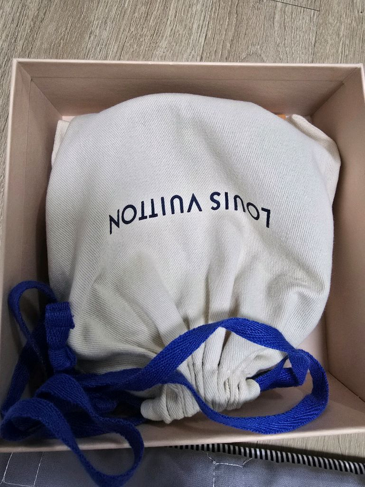 루이비통 벨트 이미지