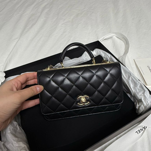 샤넬 트렌드cc탑핸들 woc