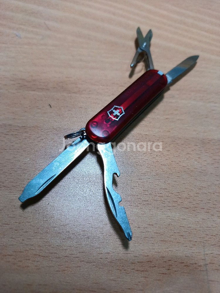 빅토리녹스(SAK) 키체인 멀티툴 매니저 투명레드--3