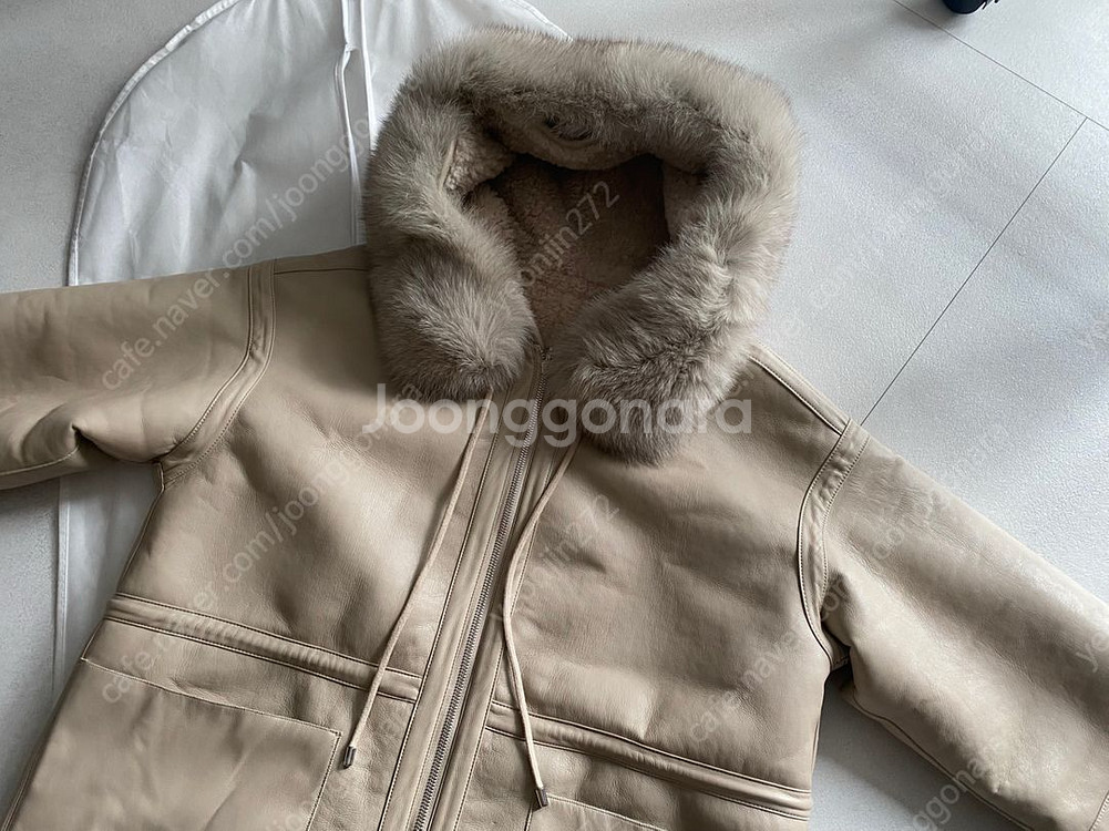 꺌랑 블랙라벨 무스탕 롱 리버시블--0