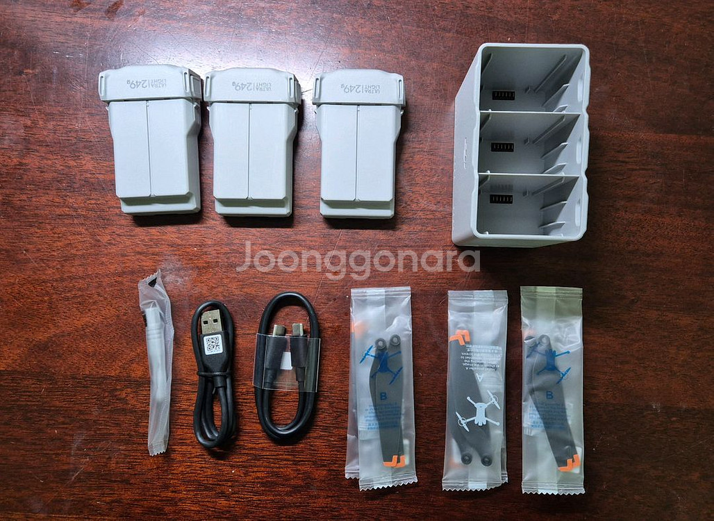 DJI 매빅미니4프로 플라이모어 콤보--2