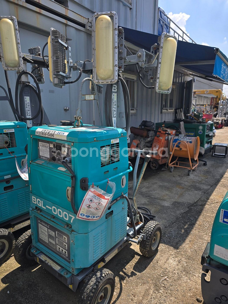 중고 일제 엔진충전식겸용 타워라이트 판매 임대--0