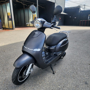 착한스쿠터 야르스125cc 클래식 스쿠터 오토바이