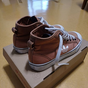 아디다스 캔버스화 ...... 245