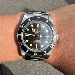 (판매/교환)튜더 블랙베이 54 (25/8)그랜드세이코