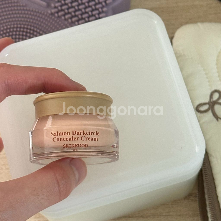 스킨푸드 연어 다크서클 컨실러 1호 블루밍--1
