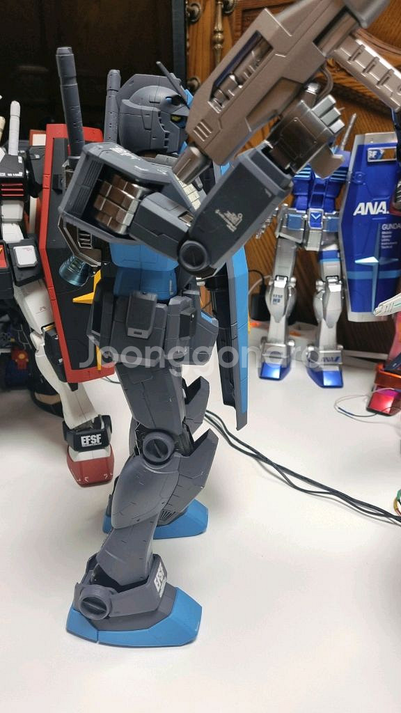 메가급 RX-78-2 건담 무광도색 스카이그레이--2