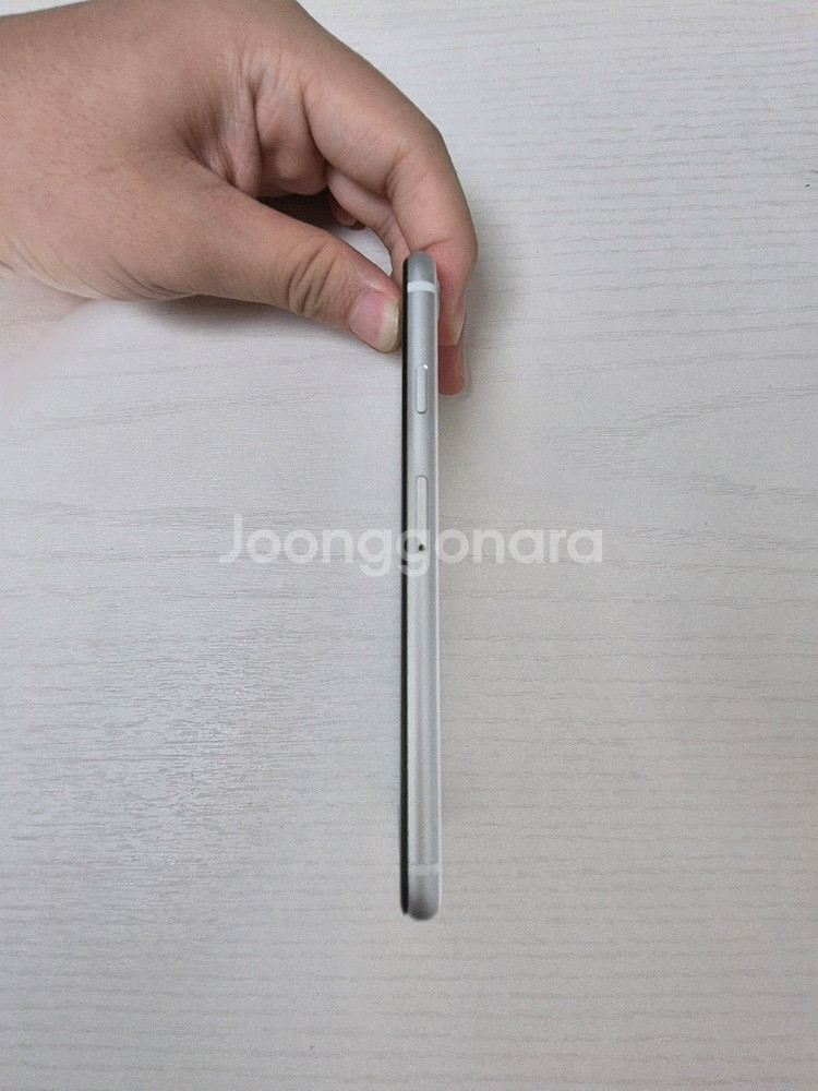 아이폰 se2 128gb 화이트 (부품용, 네고O)--2
