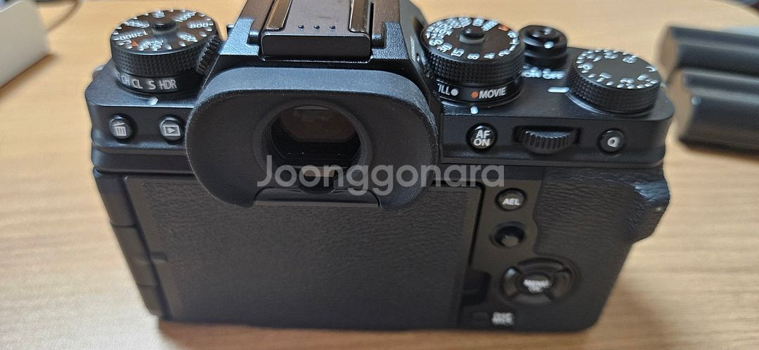 후지 x-t4블랙, xt4 정품배터리 총 3개, 충전기--7
