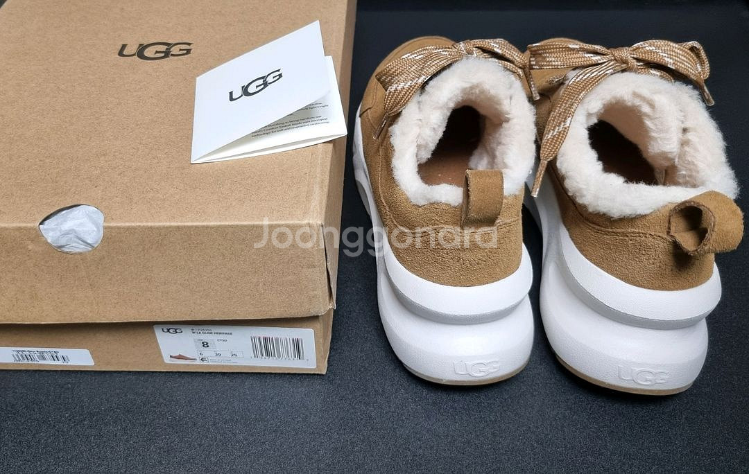 UGG 어그 헤리티지 스니커즈 US8 250사이즈--1