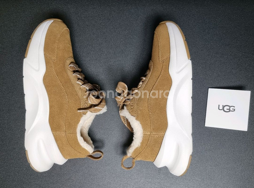 UGG 어그 헤리티지 스니커즈 US8 250사이즈--3