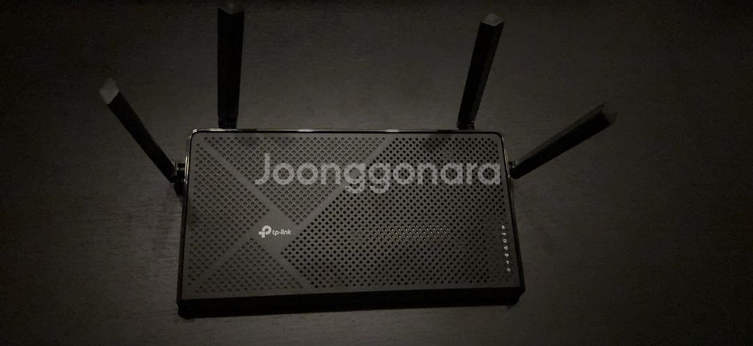 티피링크 듀얼 밴드 Wi-Fi 7공유기 팔아요!--0