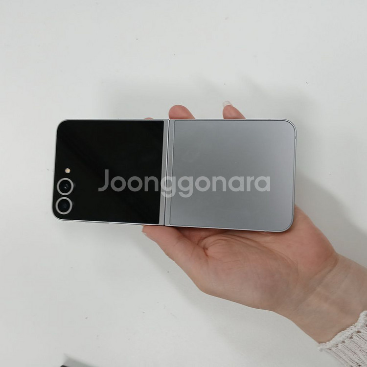 단순개봉 자급제갤럭시Z플립6 256기가 공기계 중고폰--1