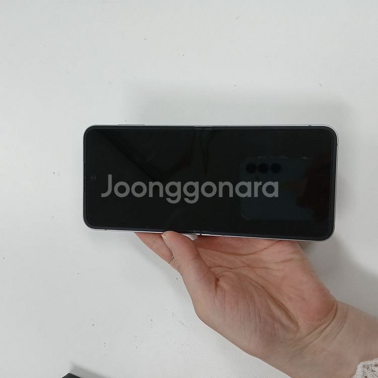 단순개봉 자급제갤럭시Z플립6 256기가 공기계 중고폰--2