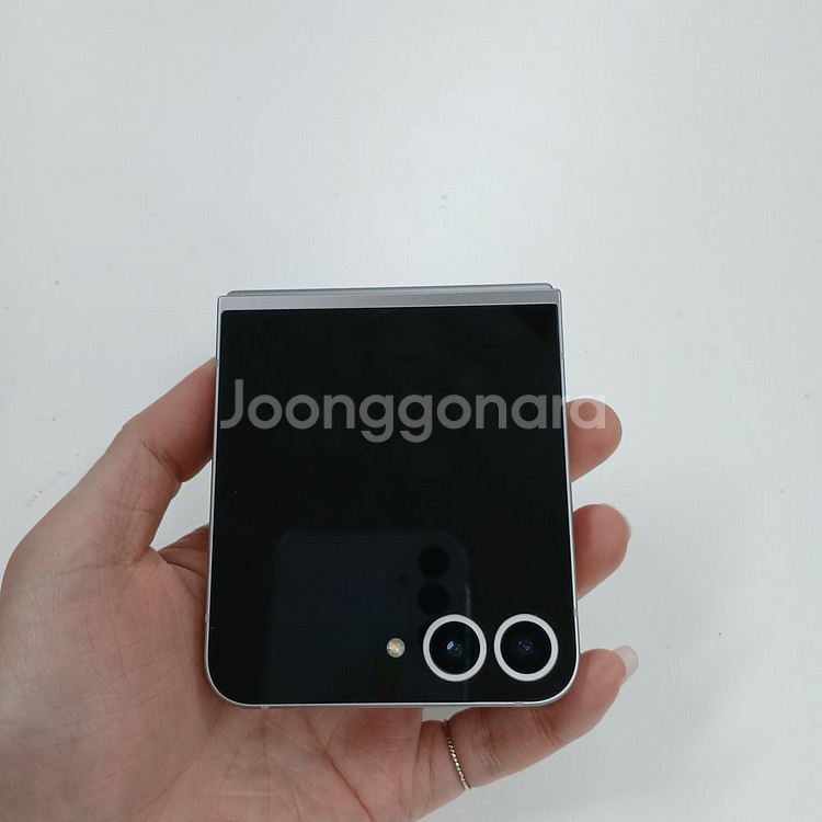 단순개봉 자급제갤럭시Z플립6 256기가 공기계 중고폰--6
