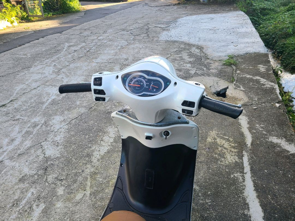 클래식 스쿠터 뉴카빙2 이미지