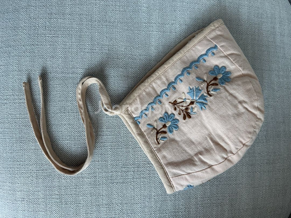 아폴리나 조니보넷 18-24--1