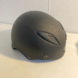 오토바이 또는 스포츠 레저용 헬멧 판매합니다!