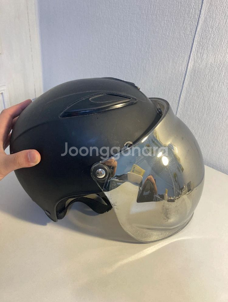 오토바이 또는 스포츠 레저용 헬멧 판매합니다!--2