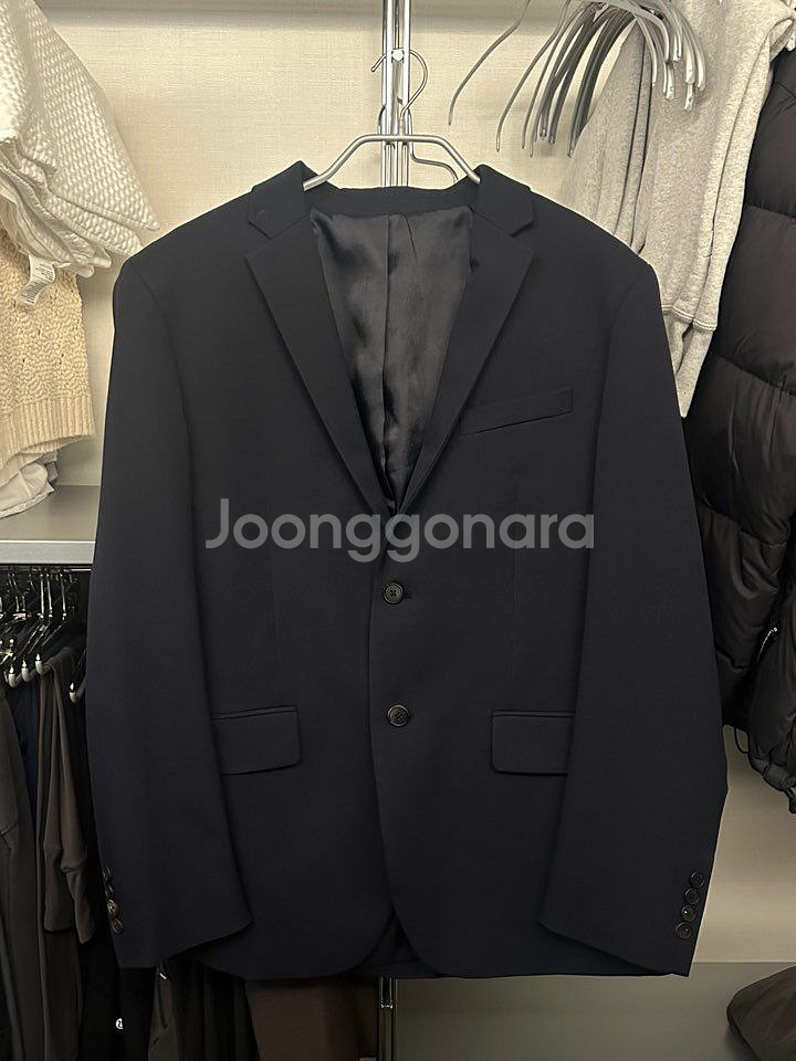 무신사스탠다드 베이직핏 정장세트--0