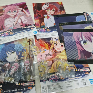 애니 굿즈및피규어