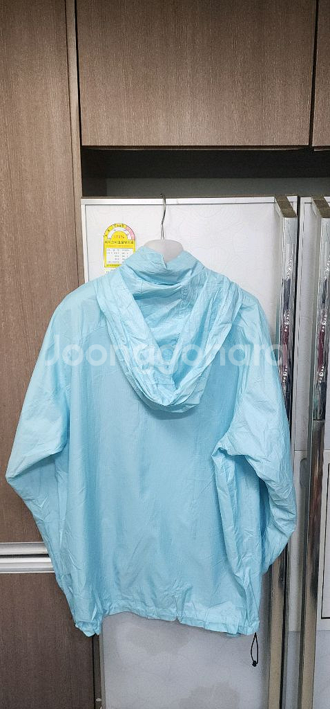 마무트 초경량 바람막이 남녀공용--3