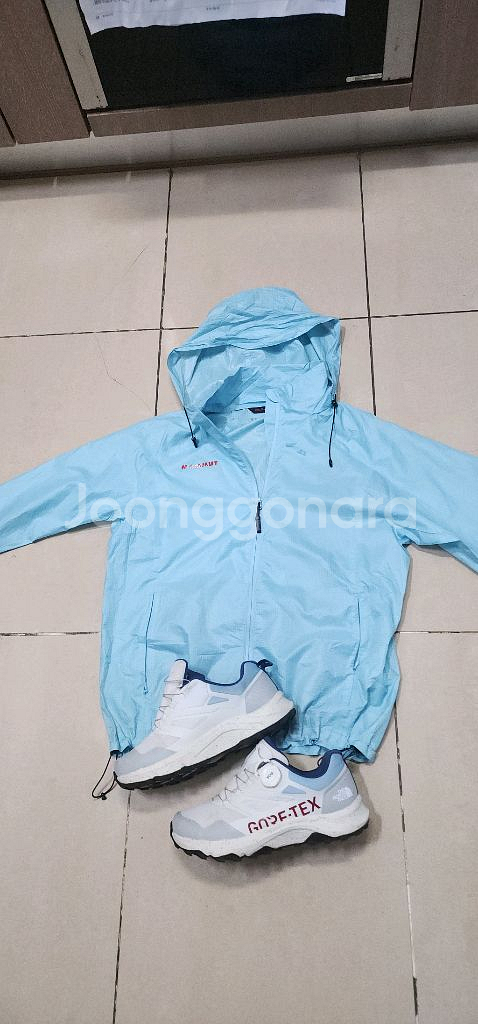 마무트 초경량 바람막이 남녀공용--1