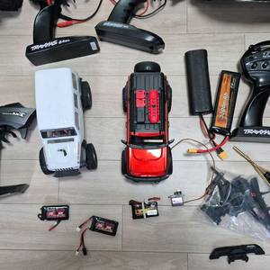 rc카 엑시얼 scx24 2대