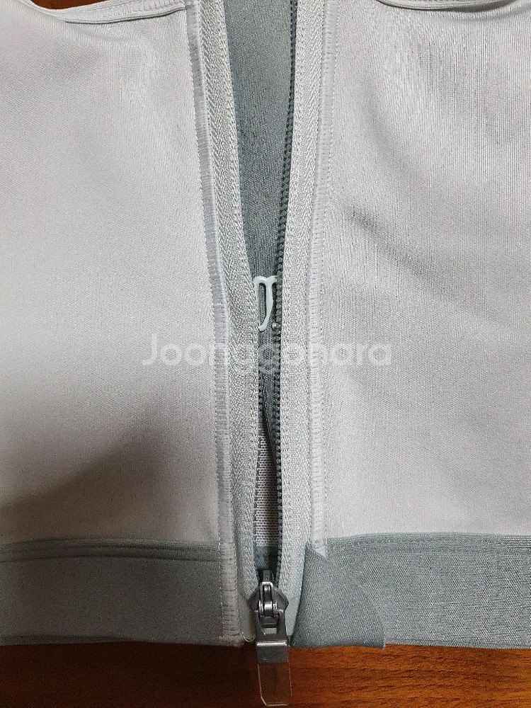 미착용 나이키 드라이핏 집업 스포츠 브라 L--2