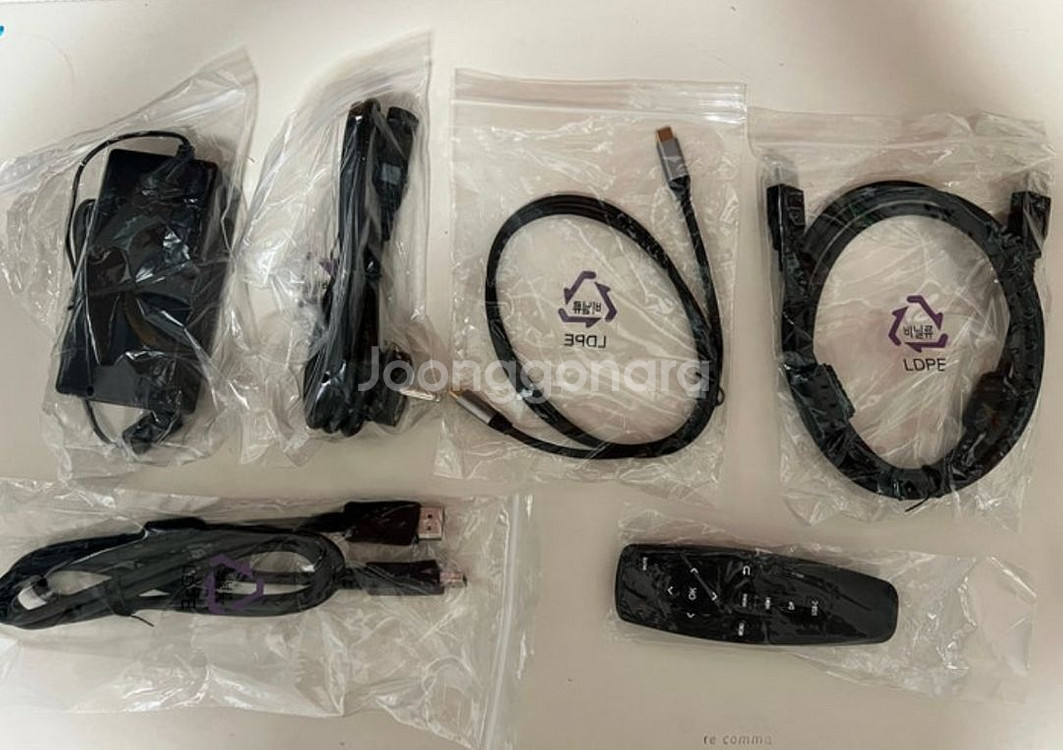 주연테크 V28UE 28인치 4K UHD 모니터 새제품--2