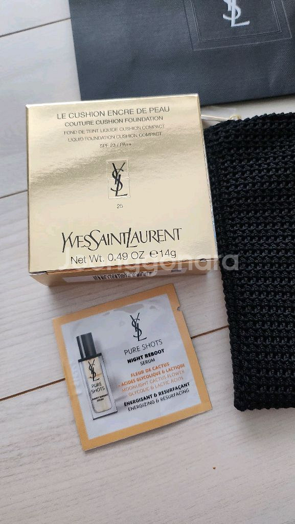 입생로랑 엉크르드뽀 쿠션 새것 정품 택포--2