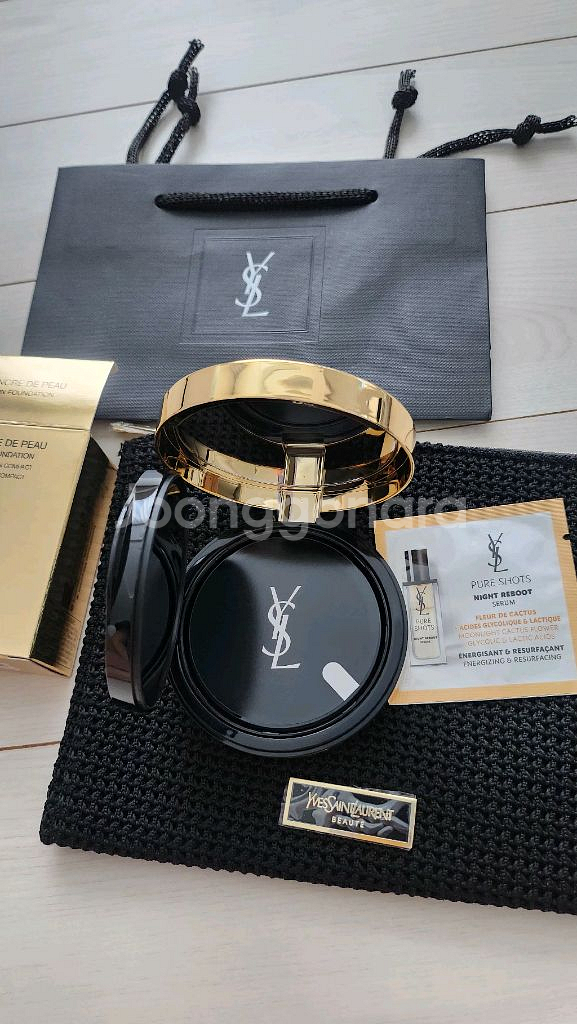 입생로랑 엉크르드뽀 쿠션 새것 정품 택포--5