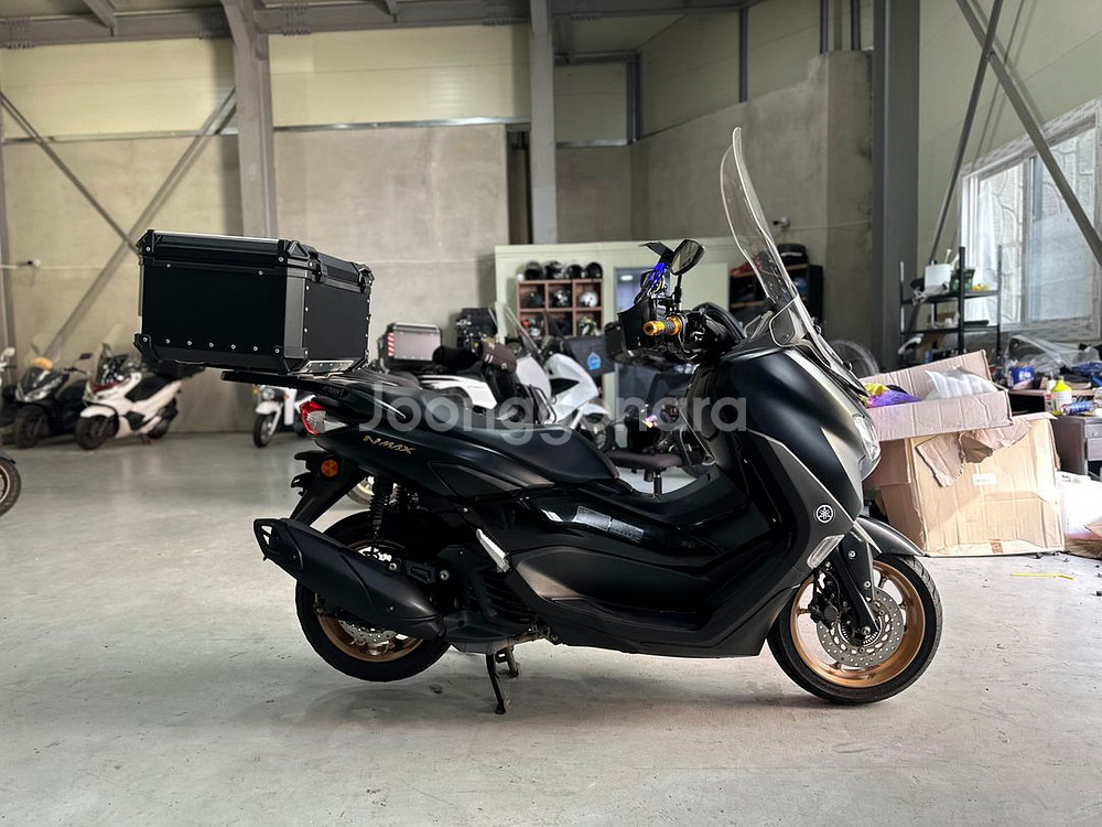 21년식 야마하 Nmax125 7천Km 깔끔한 차량--3