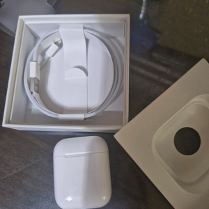 애플 에어팟 2세대 유선충전 무선이어폰