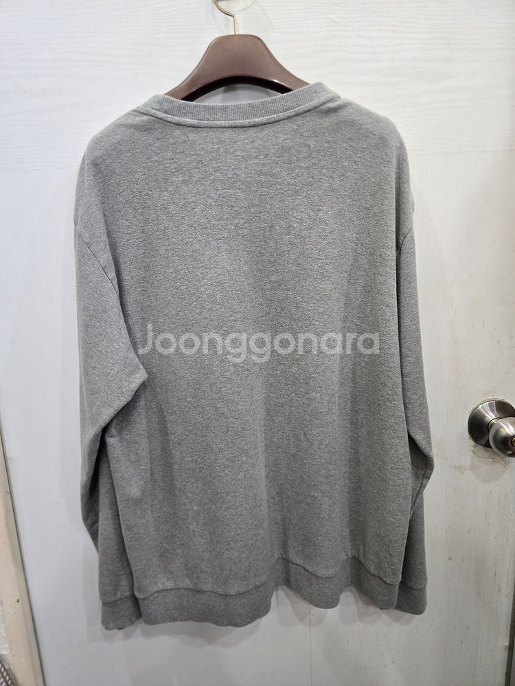 105,XL) 게스 맨투맨 티셔츠! 깔끔한 디자인!--2