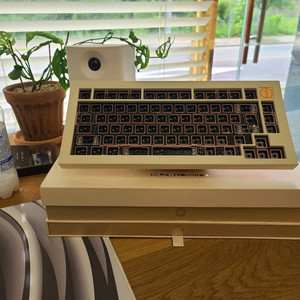 웍 원 werk technica one 기계식키보드