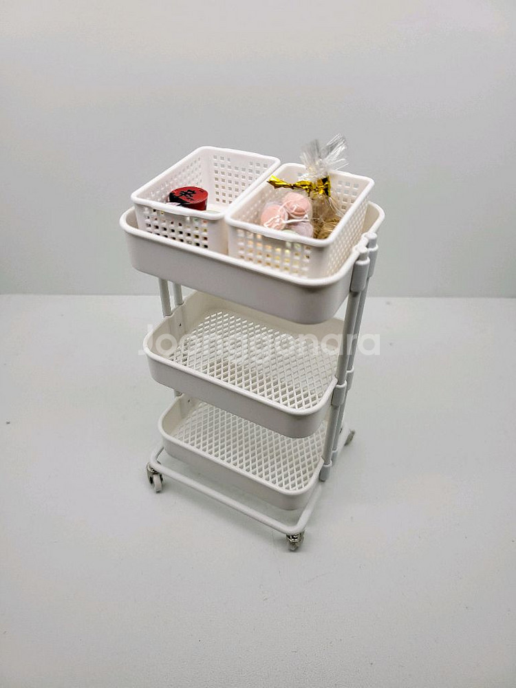 미앤하우스 12인치 트롤리 피규어 판매합니다--0