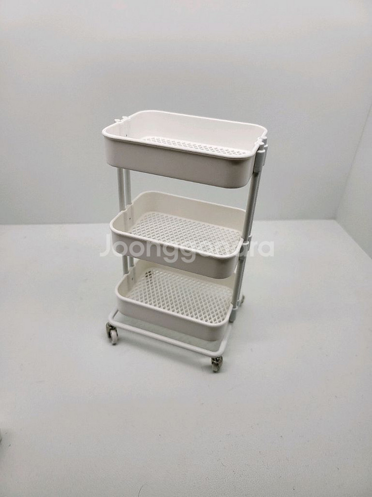 미앤하우스 12인치 트롤리 피규어 판매합니다--1