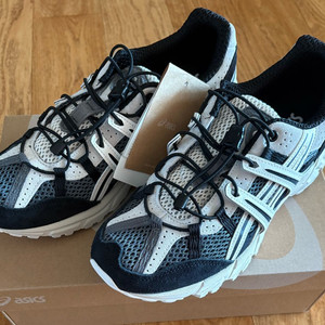 새상품) 아식스 젤 소노마 15-50 270