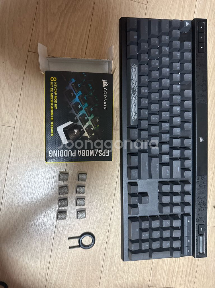 커세어 K70 MAX 키보드 팝니다(키캡포함)--3